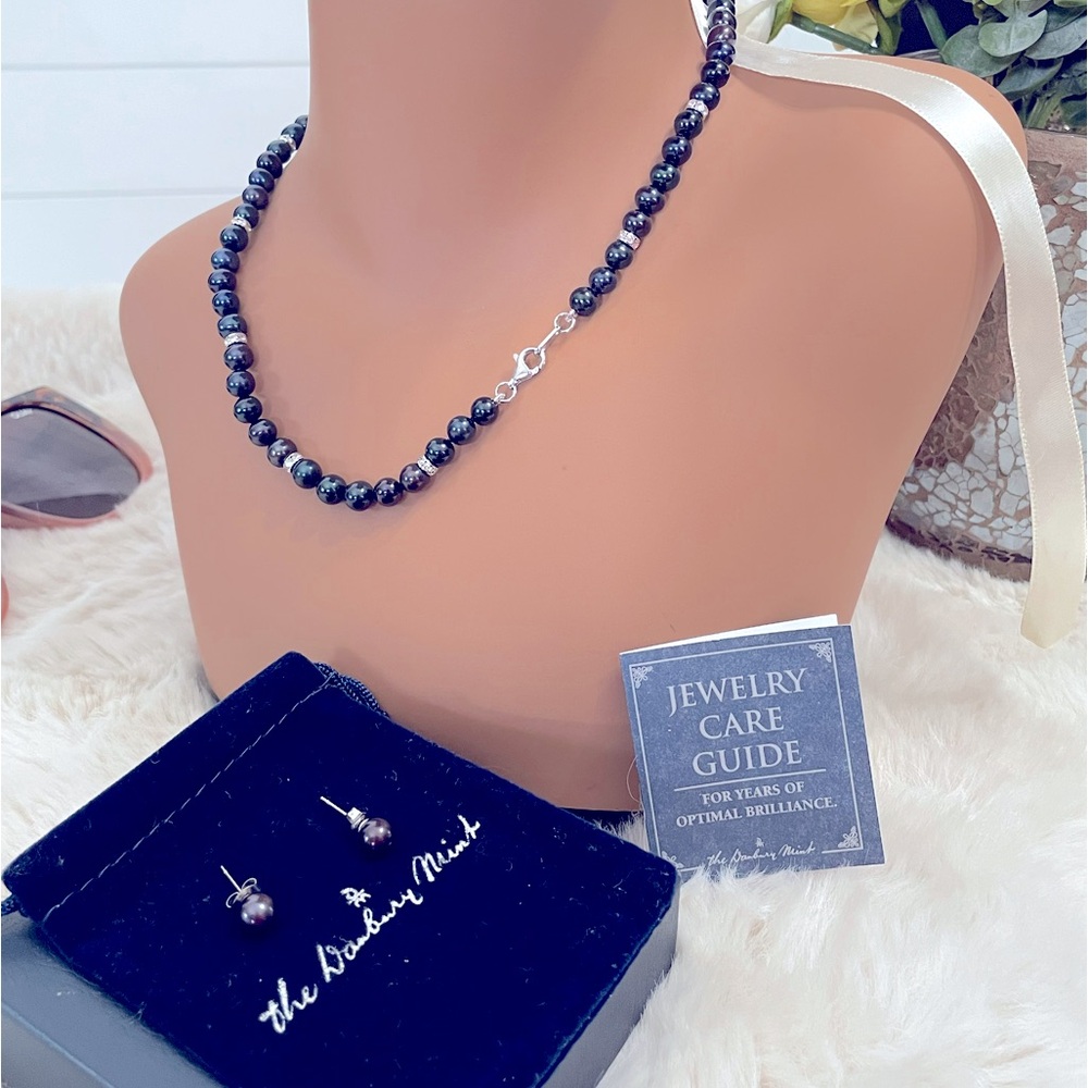 NIB❗️FINAL PRICE❗️Danbury Mint  Black Pearl Necklace With Free Matching Earrings - Picture 6 of 11
